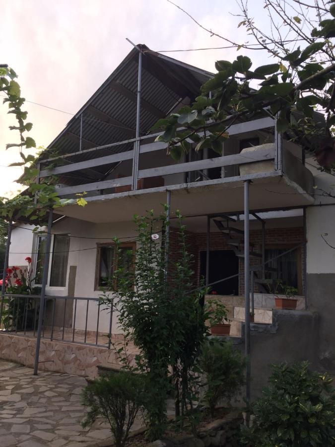 Mera Hostel Partskhanaqanevi ภายนอก รูปภาพ