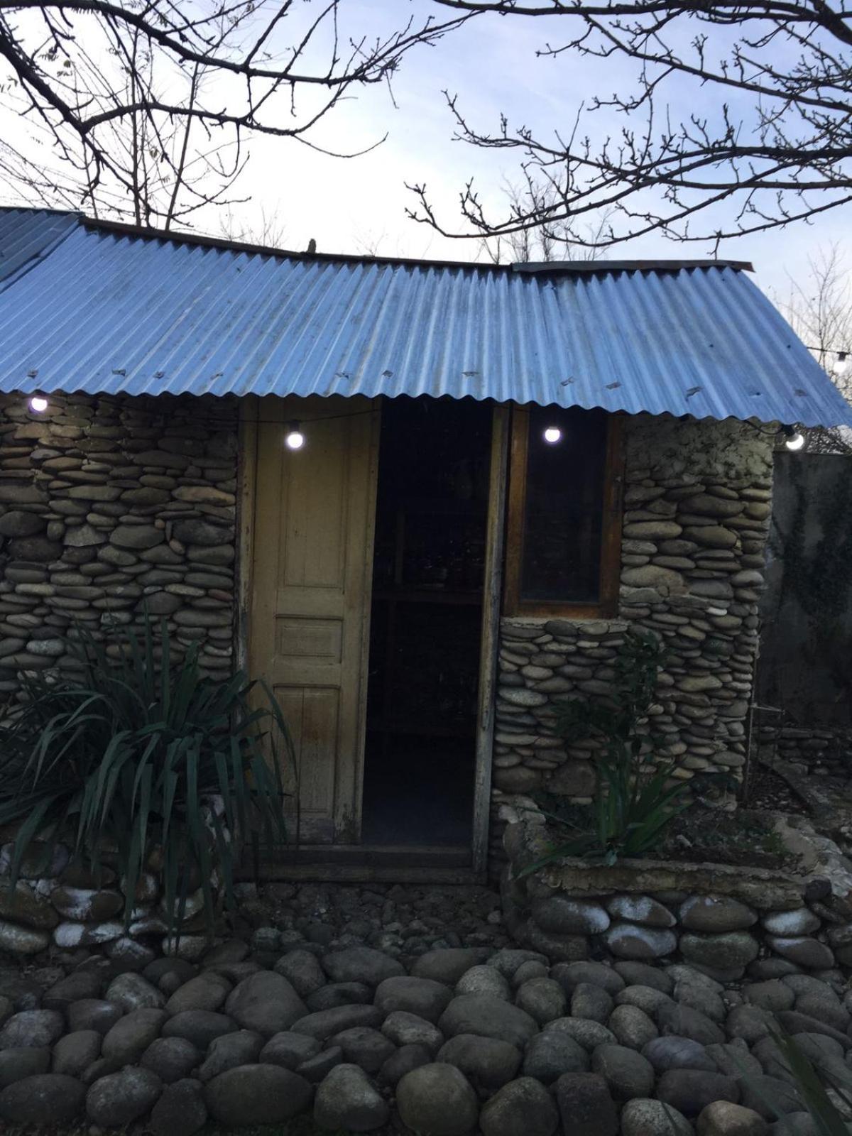 Mera Hostel Partskhanaqanevi ภายนอก รูปภาพ